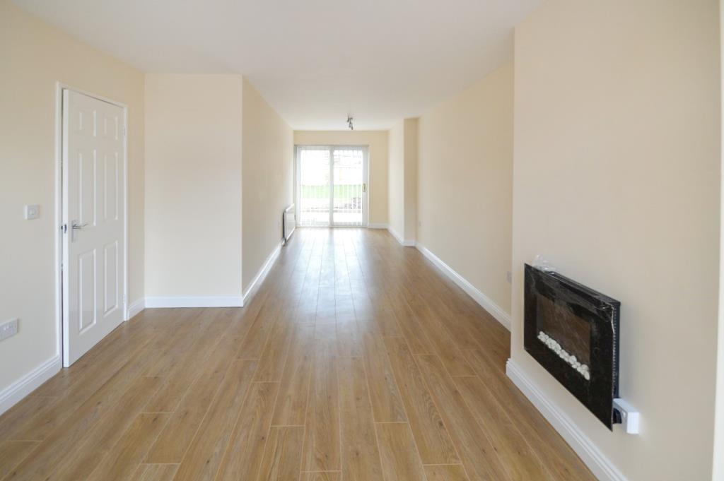 Langdale Crescent, Cottingham... 3 bed semidetached house £775 pcm