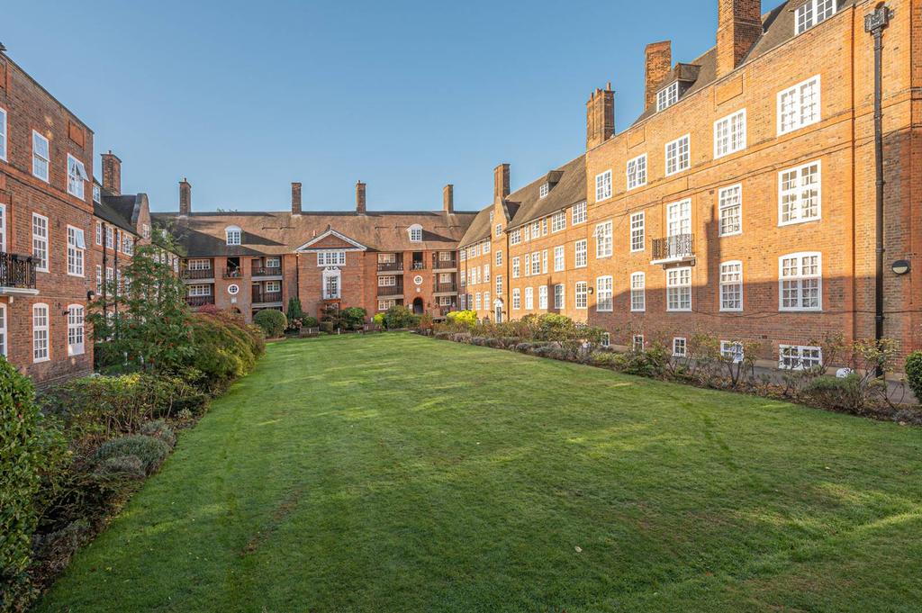 Hampstead Garden Suburb, Hampstead Garden Suburb, London, NW11 2 bed