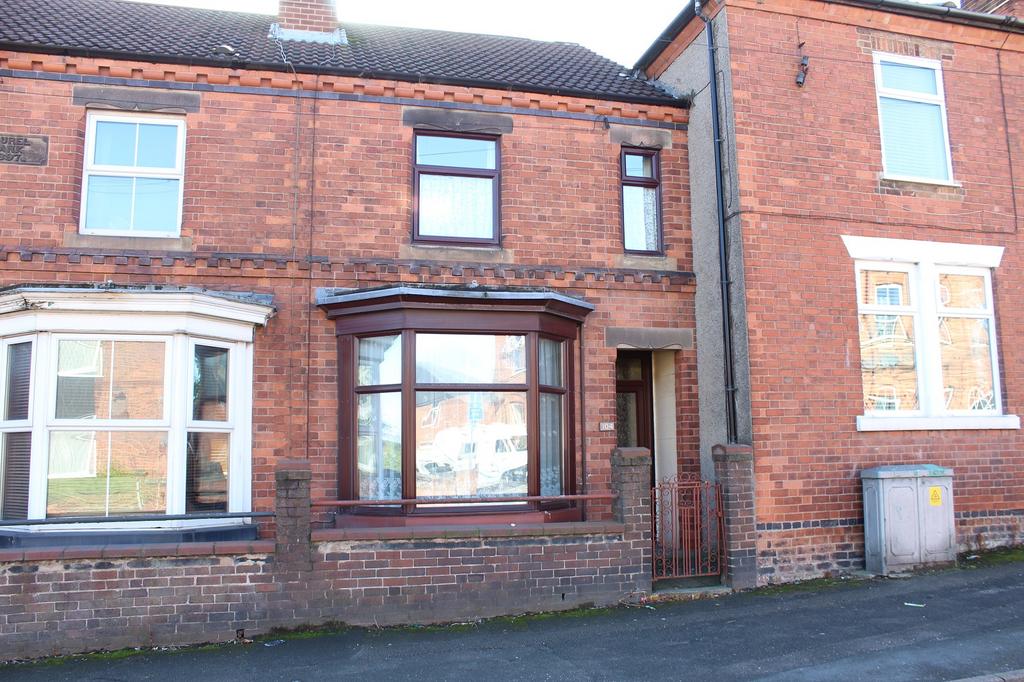 Mansfield Road, Alfreton, Derbyshire. DE55 7JP 3 bed terraced house for
