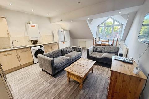 Castle Boulevard, Lenton, England
