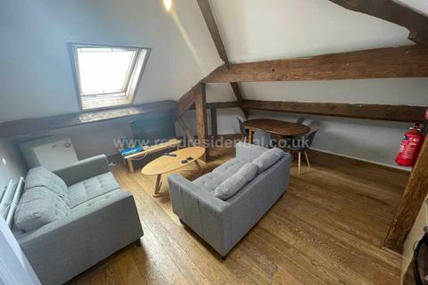 4 bedroom apartment to rent, Stoney Street, Nottingham