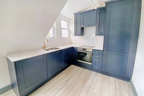 2 bedroom flat for sale - Bournemouth