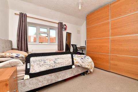 3 bedroom terraced house for sale - Serpentine Green, Merstham, Surrey