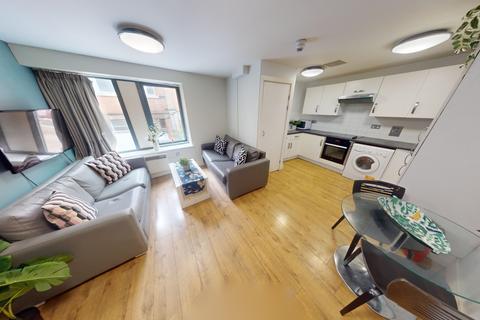 4 bedroom flat to rent, C2 Catherine House, 12 Woolpack Lane