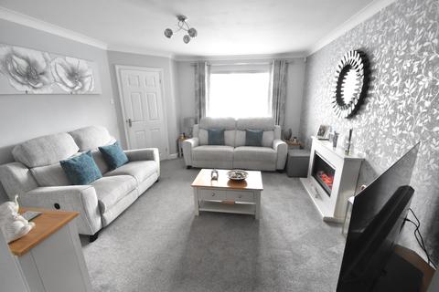 71 Hawkfields, Luton, LU2 7NW