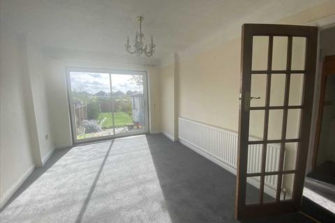 3 bedroom semi-detached house to rent, Bellamy Drive, Stanmore