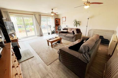 310 Acre Lane, Northampton, NN2 8PY