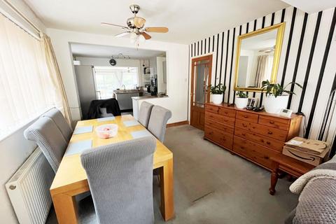310 Acre Lane, Northampton, NN2 8PY