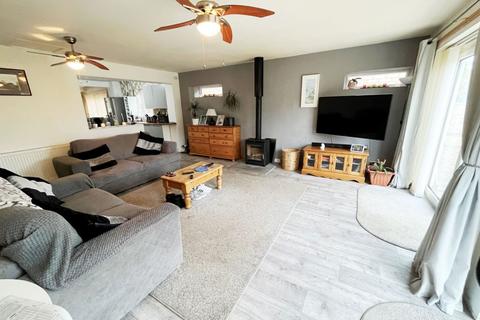 310 Acre Lane, Northampton, NN2 8PY