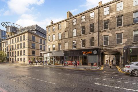 30/3 Morrison Street, Edinburgh, EH3 8BJ