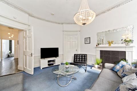 30/3 Morrison Street, Edinburgh, EH3 8BJ