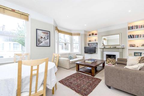 3 bedroom flat for sale, Bronsart Road, Fulham, London, SW6