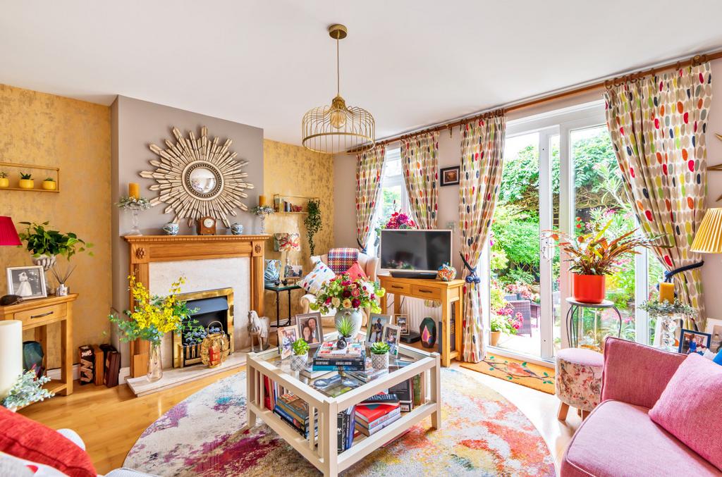 Beaufort Court, Chesterton Lane, Cirencester, GL7 4 bed terraced house