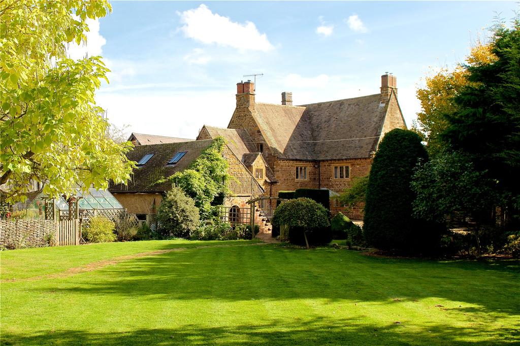 Hinton Road, Woodford Halse, Daventry, Northamptonshire, NN11 5 bed