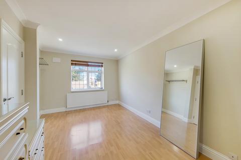 69 Burns Way, Hounslow, TW5 9BD