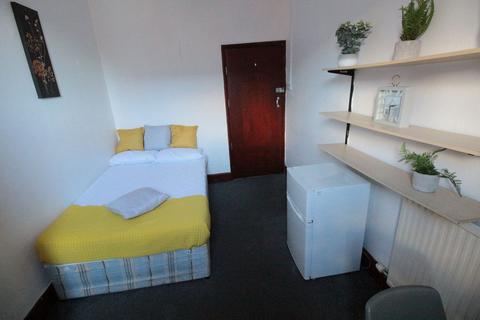 undefined, 67 Portland Street, Lincoln, Lincolnshire, LN5 7LB, United Kingdom