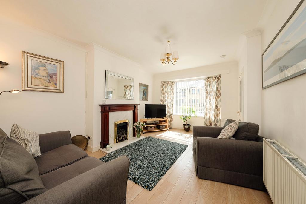 15/1 Telford Drive, Edinburgh, EH4 2NQ 3 bed terraced house £165,000