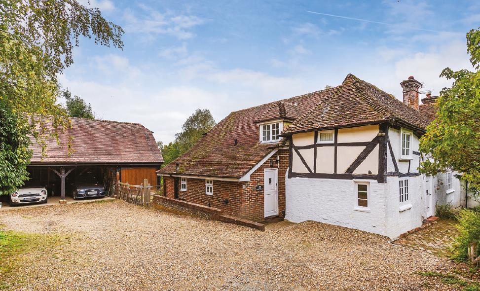 Wrotham Hill, Dunsfold, Godalming, Surrey, GU8 3 bed semidetached
