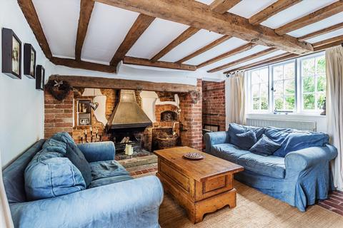 3 bedroom village house for sale, Wrotham Hill, Dunsfold, Godalming, Surrey, GU8 4PA