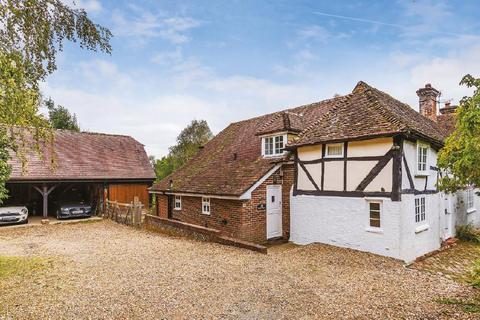 3 bedroom village house for sale, Wrotham Hill, Dunsfold, Godalming, Surrey, GU8 4PA
