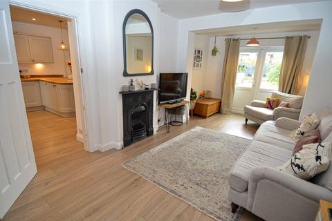16 Appian Close, Birmingham, B14 6DS