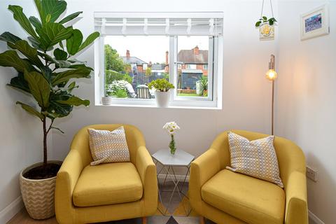 16 Appian Close, Birmingham, B14 6DS