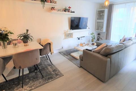 1 bedroom flat for sale, Trobridge Parade, Colindale