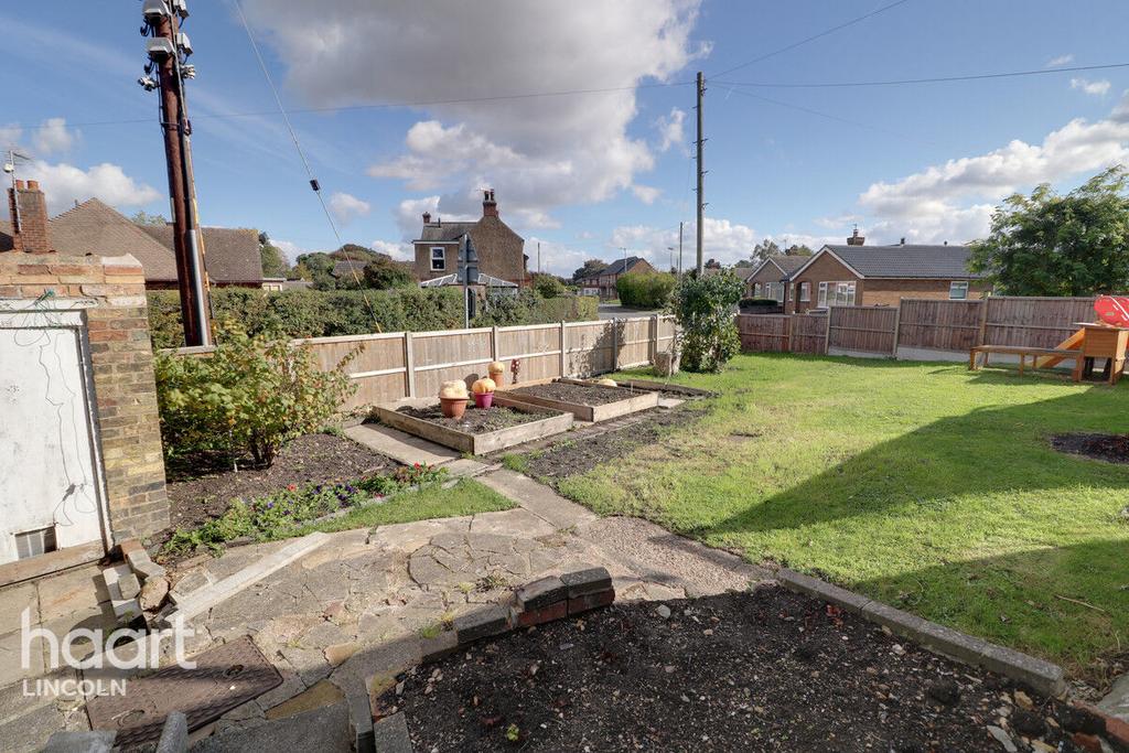 Ryland Road, Dunholme 3 bed semidetached house for sale £160,000