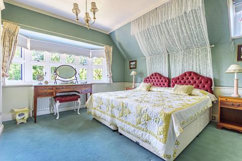 Englefield Bridge Road, Cranleigh, GU6 7HH