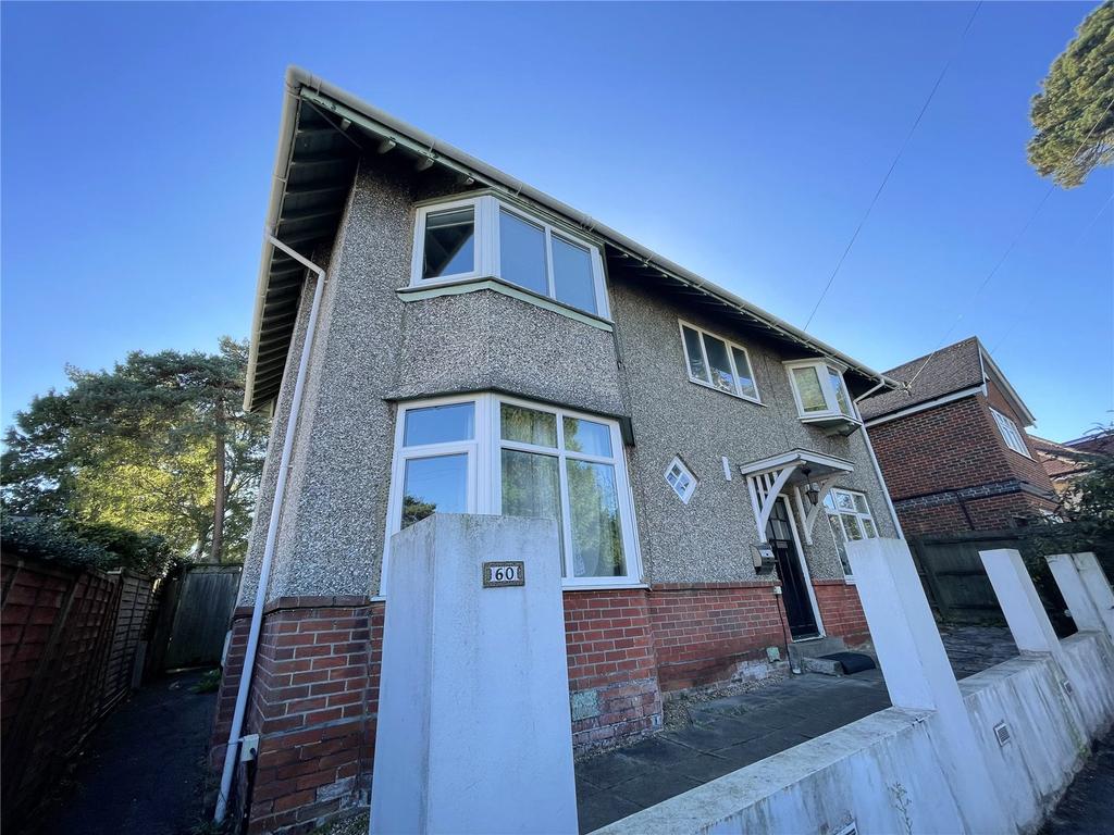 Talbot Road, Bournemouth, BH9 5 bed detached house £1,895 pcm (£437 pw)