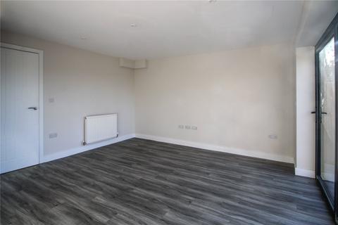 3 bedroom semi-detached house to rent, Field View, Cleeve, BS49