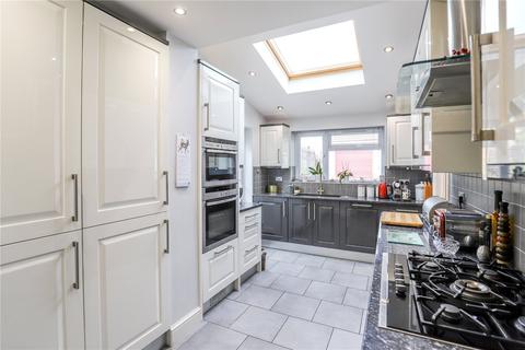 24 Hammers Gate, St Albans, AL2 3DZ