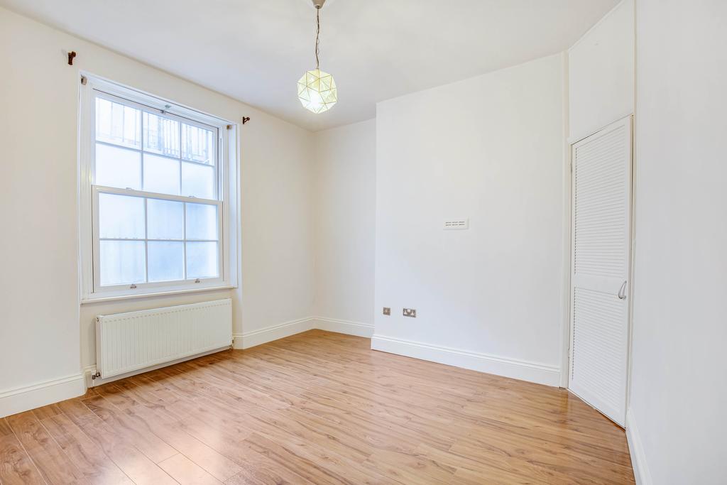 Moveli-92 C warwick way-8.jpg