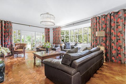 8 Higher Drive, Banstead, SM7 1PF