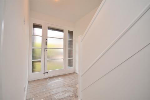 4 Browning Close, Colchester, CO3 4JJ