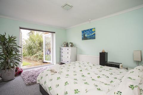 2 bedroom detached bungalow for sale - Five Ashes, Mayfield