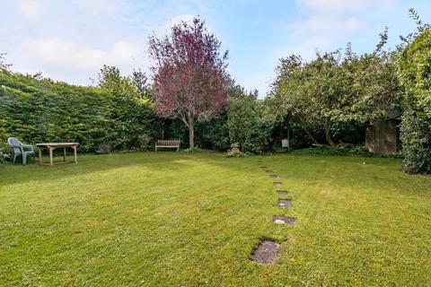 4 bedroom detached bungalow for sale - Legion Lane, Kings Worthy, Winchester, SO23