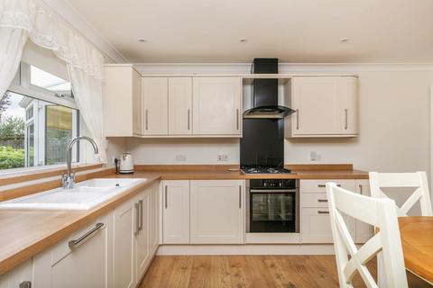 4 Cherry Close, South Wonston, Winchester, SO21 3HU