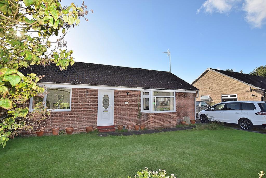 Brompton Park, Brompton On Swale 3 bed detached bungalow - £249,950