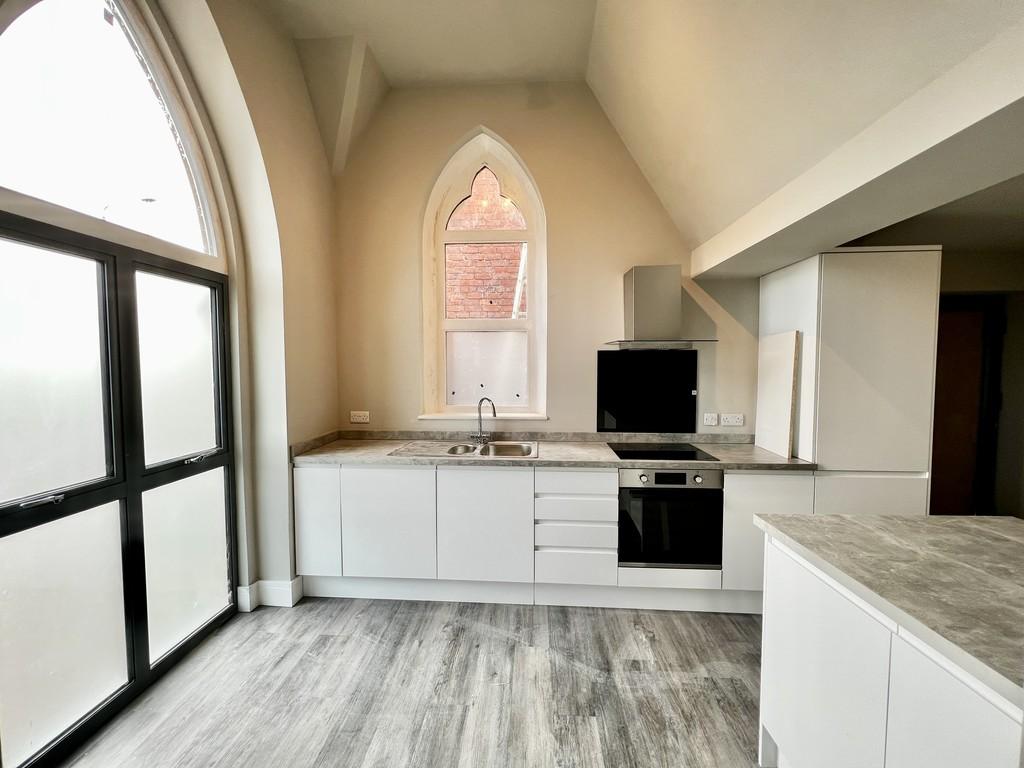 Kings Road, Newark 2 bed mews to rent £800 pcm (£185 pw)