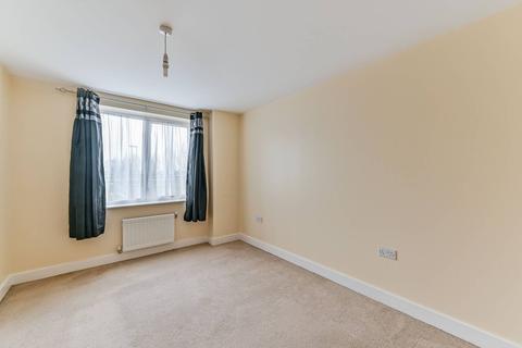 4 Watson Place, London, SE25 5EX