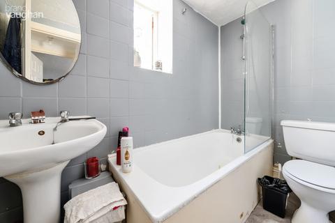 1 bedroom flat to rent, New Steine, Brighton, East Sussex, BN2