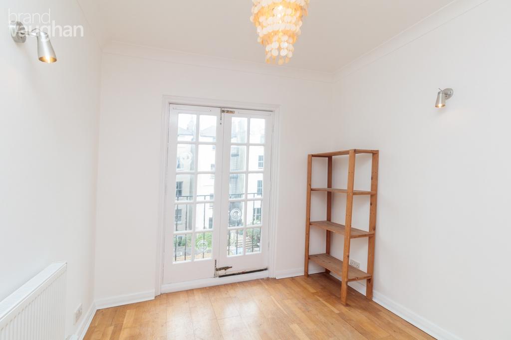 Eaton Place, Brighton, BN2 1 bed flat to rent £950 pcm (£219 pw)