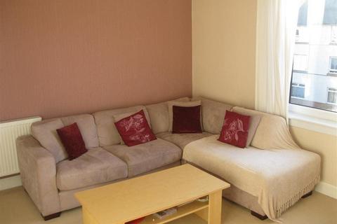 2 bedroom flat to rent, Moat Drive, Edinburgh, EH14