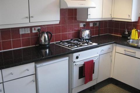2 bedroom flat to rent, Moat Drive, Edinburgh, EH14