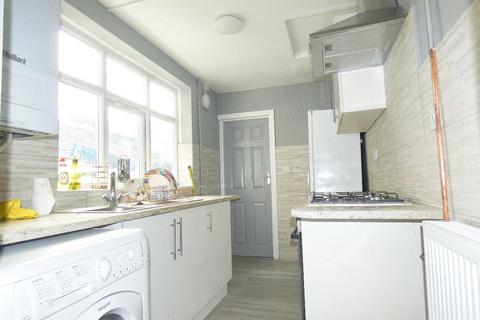 5 bedroom terraced house to rent, Wellesley Street, Stoke-on-Trent