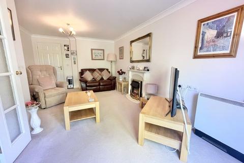 2 bedroom apartment for sale - Owen Court,  Hollyfield Road, Sutton Coldfield