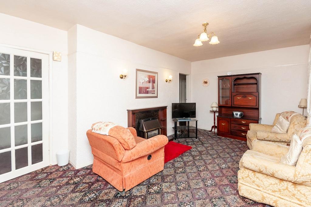 Gillars Green Drive, Eccleston, St Helens, WA10 2 bed flat for sale £