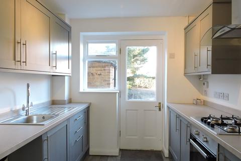 47 Limes Road, Cheshunt, Waltham Cross, EN8 8TH