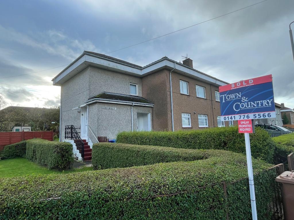Quarrywood Road, Barmulloch, Glasgow, G21 3EU 3 bed flat for sale £65,000